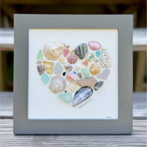 Beach treasure mosaic- Heart